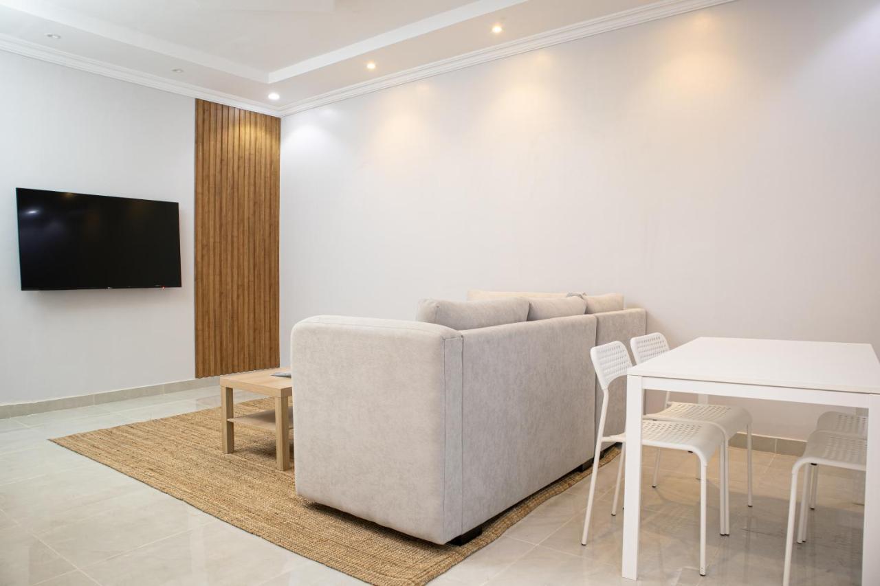 Luxurious Family Apartments 15Mins Drive To Al-Masjid Nabawi - Nozol Noor 4 المدينة المنورة المظهر الخارجي الصورة