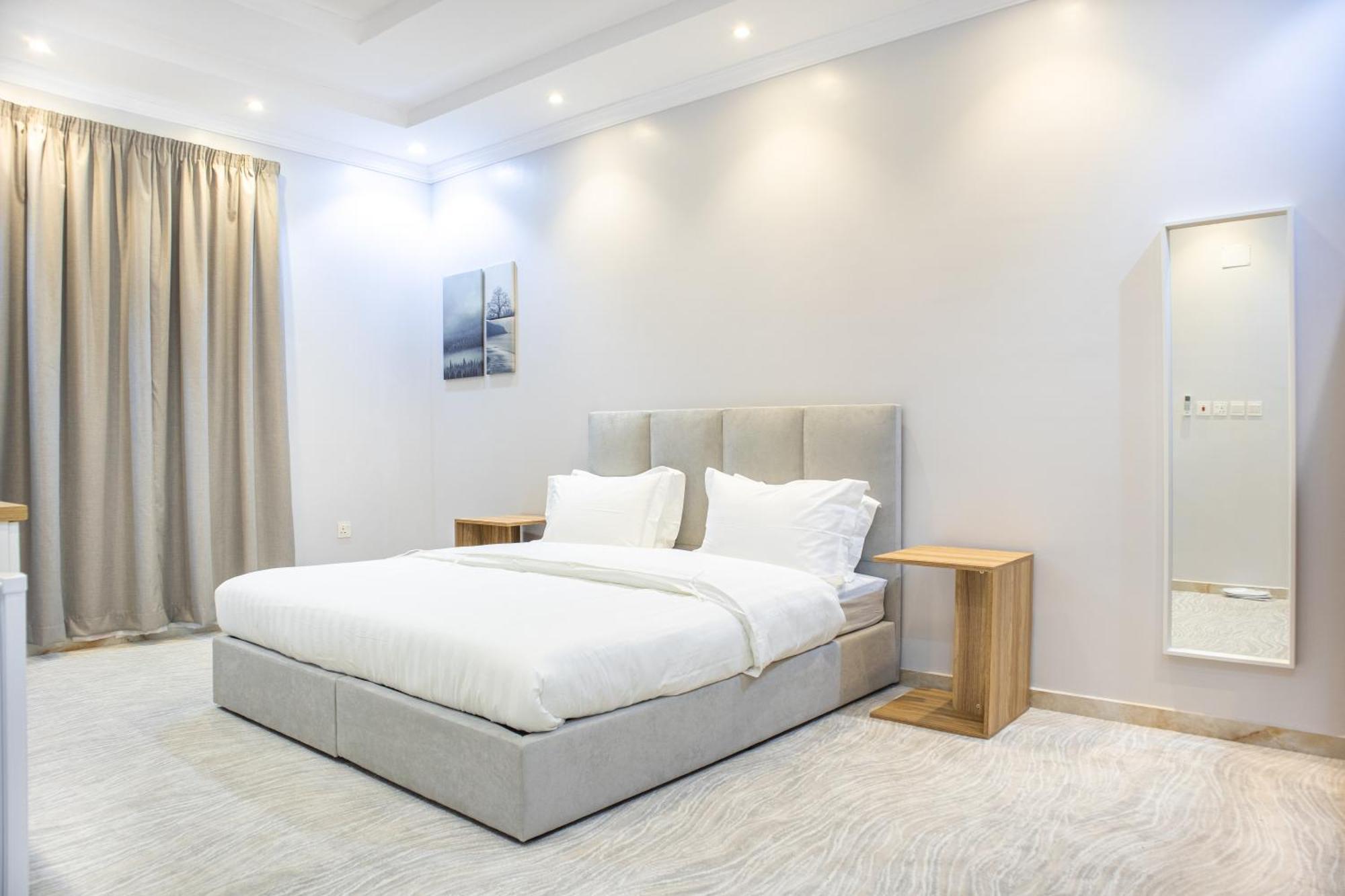 Luxurious Family Apartments 15Mins Drive To Al-Masjid Nabawi - Nozol Noor 4 المدينة المنورة المظهر الخارجي الصورة